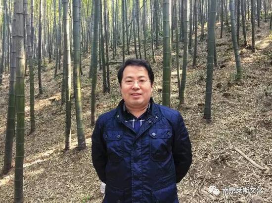 薛治洲
