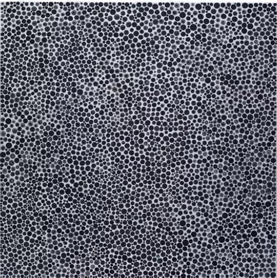 草间弥生 《圆点和圆点》(QASTOL) 2007 年作 压克力瓷漆画布 145.2 x 145.2 cm。