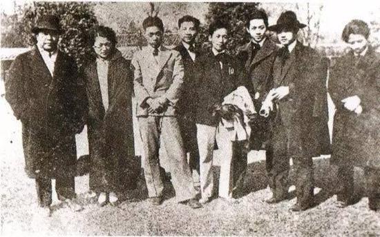 1929年南京中央大学,蒋兆和与徐悲鸿、吴作人、田汉等