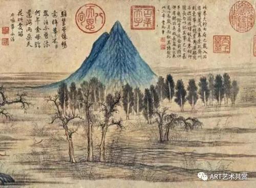 乾隆还对自己的字有着谜之自信,就喜欢在偶像的作品上题字,他的字和赵孟頫的字呈现在同一张纸上,实在是一种残酷的对比。