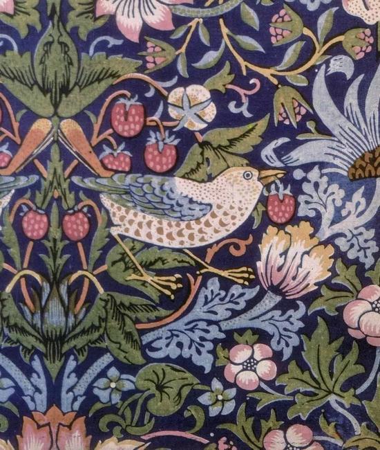 威廉·莫里斯,《偷草莓的贼》(William Morris, The Strawberry Thief),1883。图片:Photo by Art Media/Print Collector/GettyImages