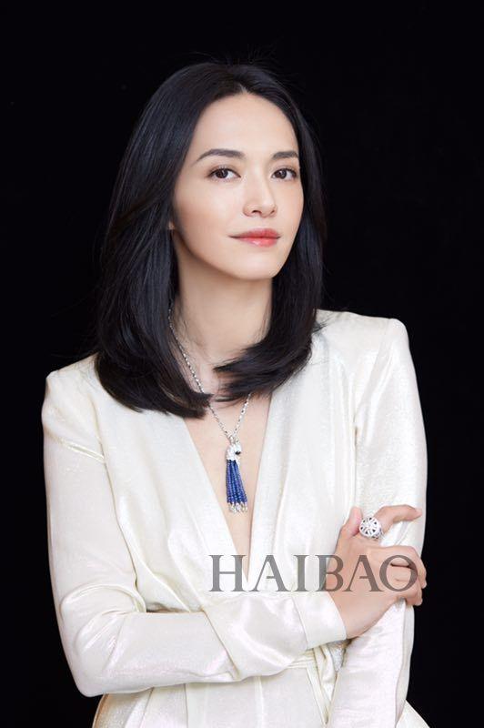 姚晨佩戴卡地亚(Cartier) 珠宝出席红毯