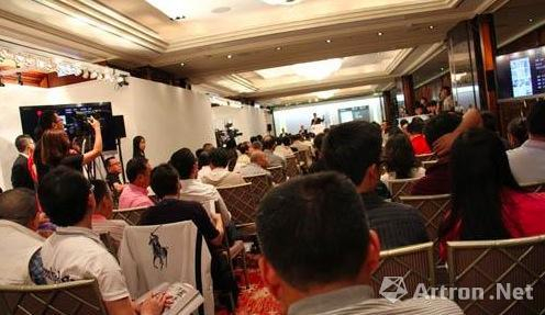 中国嘉德(香港)2012年首拍现场