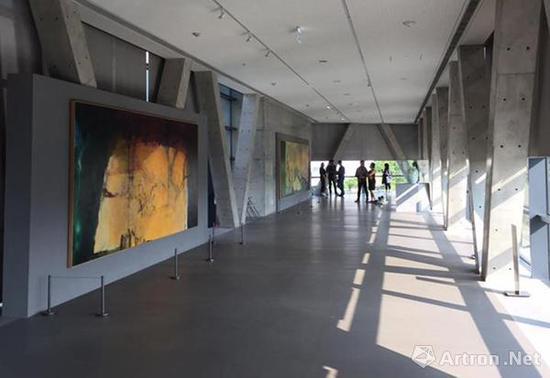 2017年9月,“无极之美:赵无极回顾展”登陆台湾,集合并展示了众多台湾藏家的赵无极收藏,同时回顾了赵无极的创作生涯