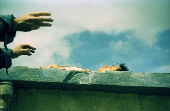 ▲夏永康,张国荣《春光乍泄》幕后照,1997