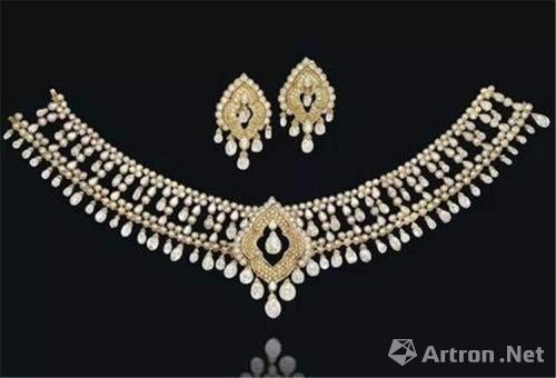 萨丽麦·阿迦汗公主(The Princess Salimah Aga Khan)的项链