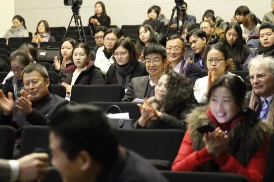 798艺术区空间管理国际论坛新闻发布会现场 尤伦斯当代艺术中心报告厅