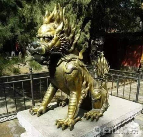 御花园的獬豸