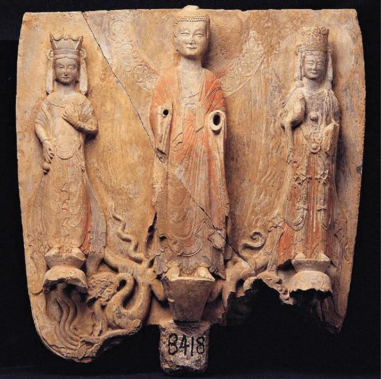 北魏~东魏 石雕彩绘一佛二菩萨立像 青州龙兴寺窖藏出土 青州博物馆藏