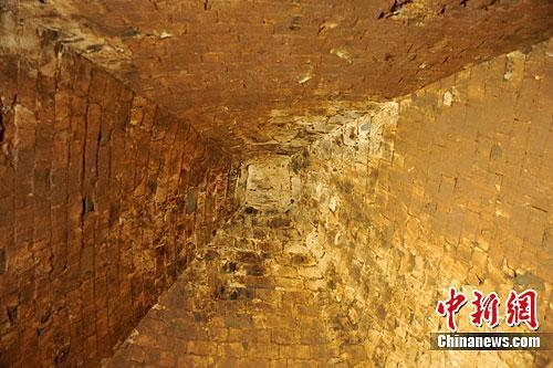 资料图:曹操墓四角攒尖形墓顶。潘伟斌 供图