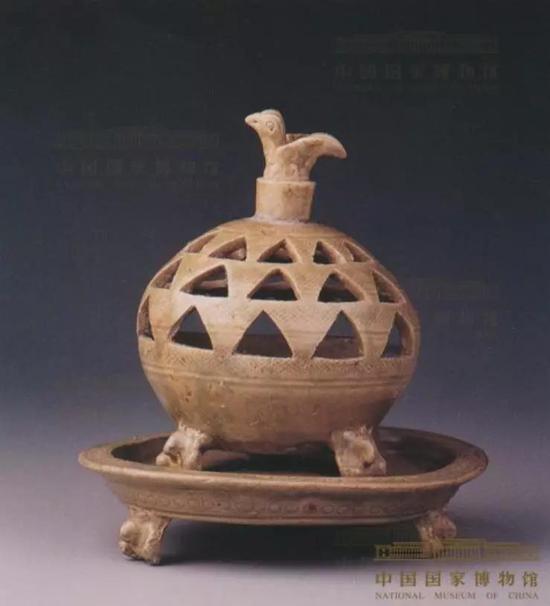 西晋青瓷香薰,1953年江苏省宜兴市周处墓墩一号墓出土,现藏国家博物馆