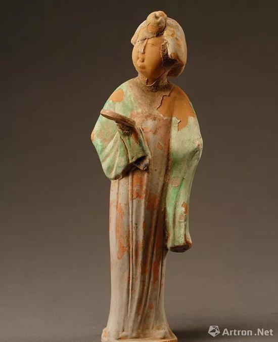 唐代女立俑,陕西历史博物馆藏