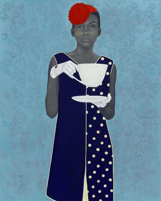 埃米·谢拉尔德的《一切小姐(未经压制的解脱)》(Miss Everything(Unsuppressed Deliverance)),2013。这幅画为埃米·谢拉尔德赢得了2016年华盛顿特区国家肖像馆Outwin Boochever肖像大赛一等奖。图片:Frances and Burton Reifler © Amy Sherald,致谢国家肖像馆及芝加哥Monique Meloche Gallery