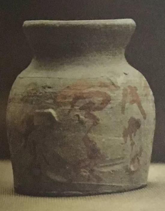 图6 敦煌地区墓葬中发现的解注瓶