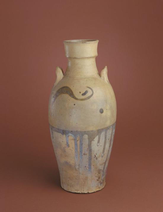琉璃厂窑绿彩双系瓶,高29.9cm,口径 7.5cm,足径9.2cm。