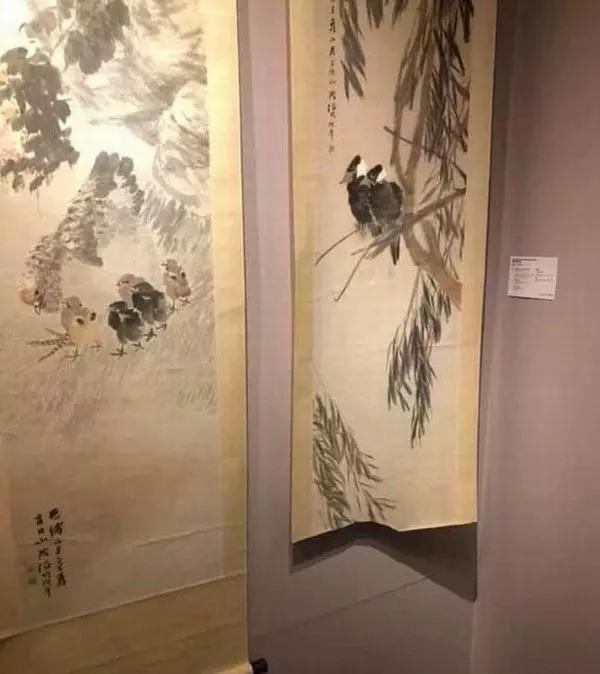 ▲香港佳士得预展,画作被毁现场