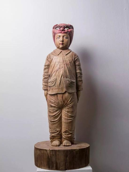 段曦《惊梦集-虎头帽》115×43×40cm香樟木 2018