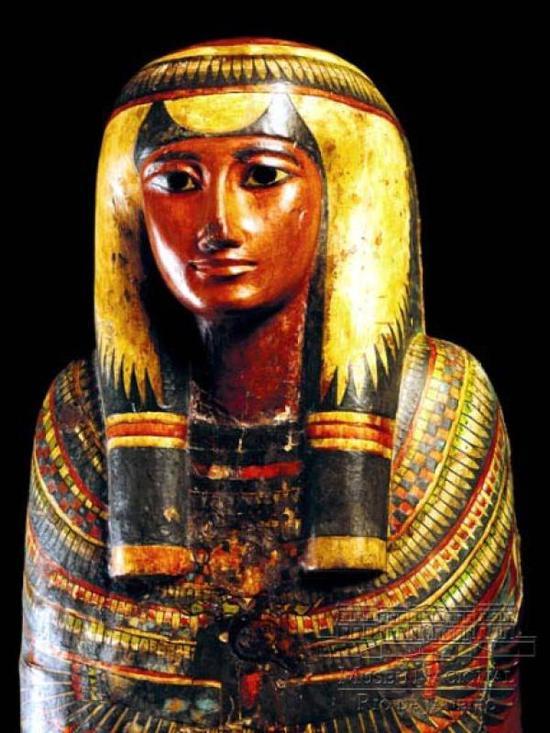 Sha-amun-en-su的石棺及木乃伊,公元前750年