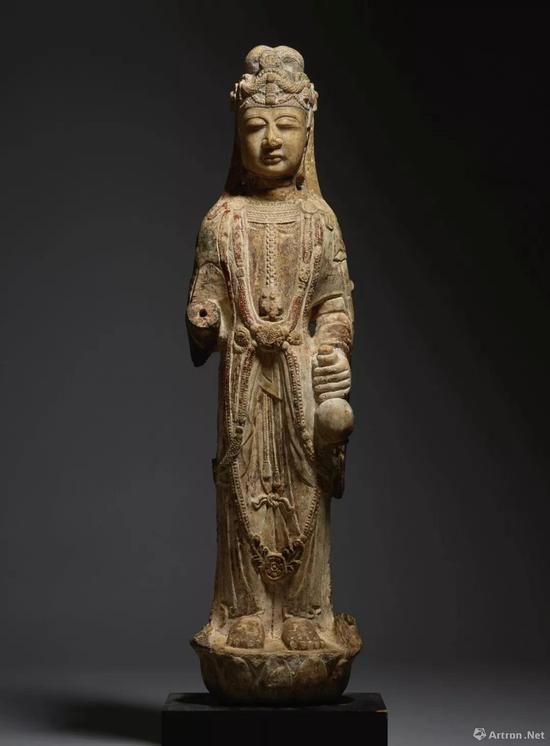 北周 / 隋 大理石雕菩萨立像