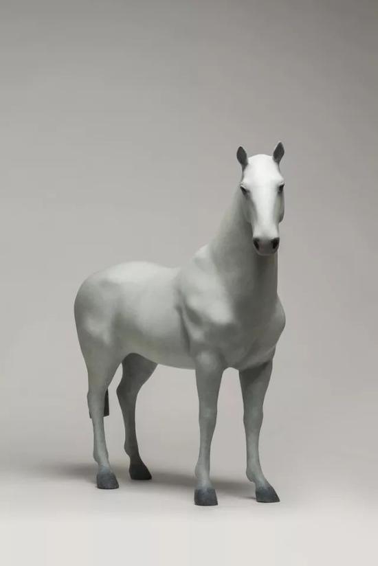 曹云《过隙》80×65×25cm 青铜 2012