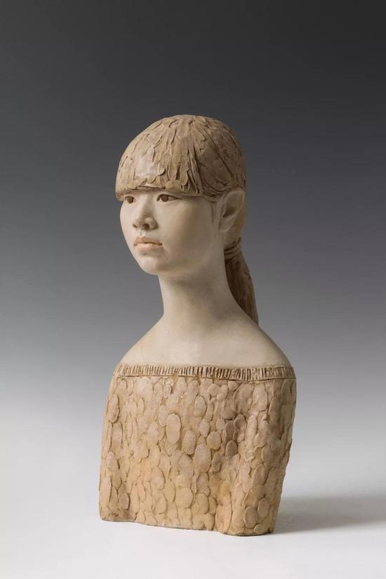 《女孩儿—1》48x19x23cm 青铜 2016年
