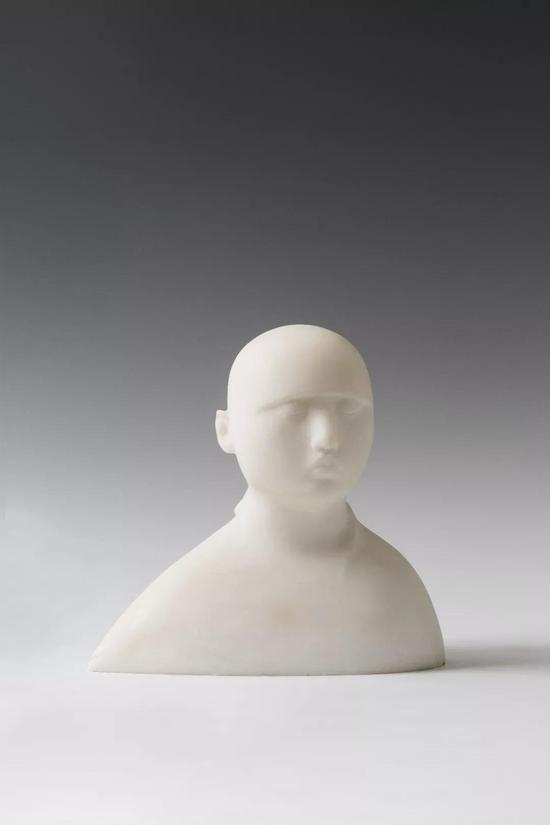 《女孩儿—4》27x27x18cm 青铜 2016年
