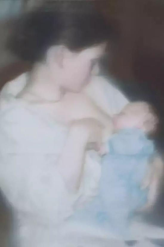 格哈德·里希特“照片绘画” 《S。和孩子》1995
