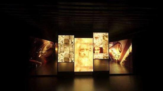 “达芬奇与鲁班艺术科学国际大展”现场照片,来自展览宣传页