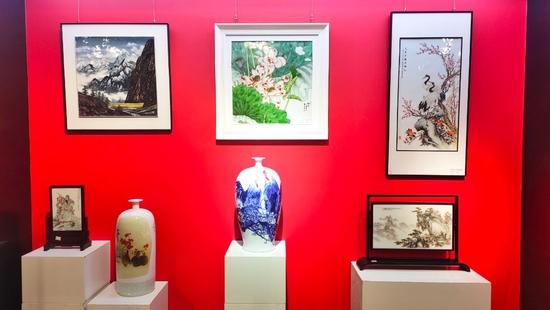 第二届江西省陶瓷艺术大师作品联展开幕