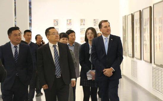 乌拉圭文化交流艺术展在榆林渡渡美术馆开幕