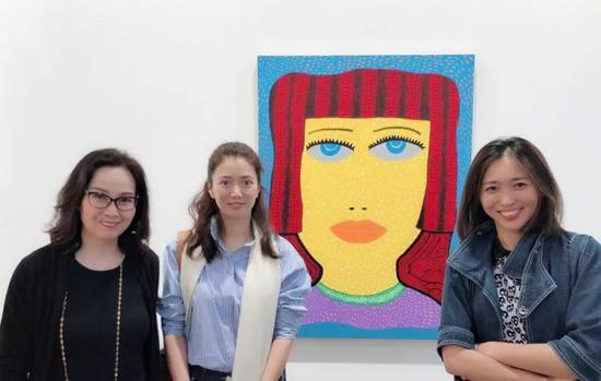袁咏仪现身2018Art Basel展览现场