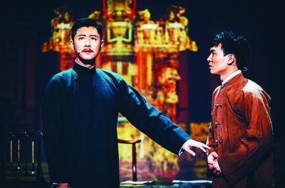 任重演绎宁波“万工轿”前世传奇。央视供图