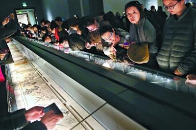 汇聚了文徵明、唐伯虎等明清画家作品在内的特展,再次引爆参观热潮。