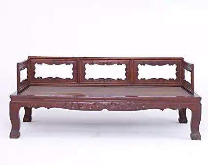 黄花梨卷草纹藤心罗汉床 高88cm,长218cm,宽100cm