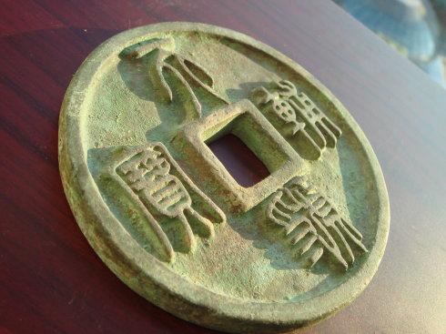 3、此泉稍加清理会更漂亮 。