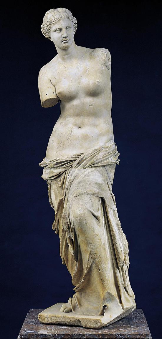 《米洛的维纳斯》(Venus de Milo),公元前2世纪,大理石,高202厘米,巴黎卢浮宫博物馆。