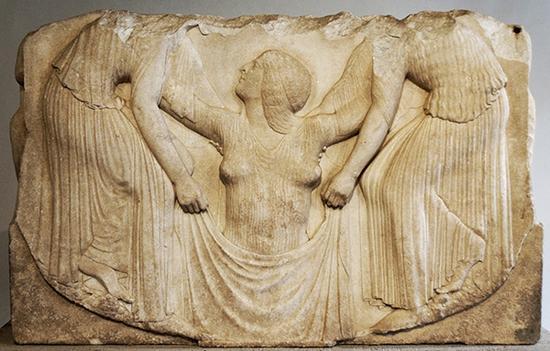 《维纳斯的诞生》(The Birth of Venus)(卢多维西王座正面),约前460年,大理石,140厘米×144厘米,罗马国家博物馆