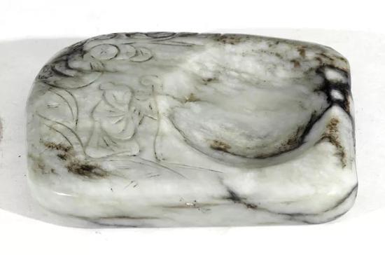 松下高士观海图玉砚(清) 8.6x7.5x1.5cm