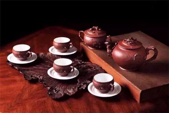 (顾景舟制松鼠葡萄十头套组茶具)