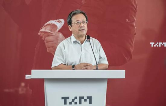 中国文联副主席、中央文史馆副馆长、中国美协副主席 冯远致辞