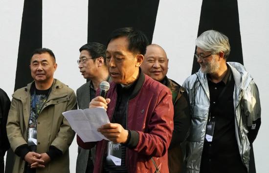 图:著名东巴文化研究专家和力民致辞