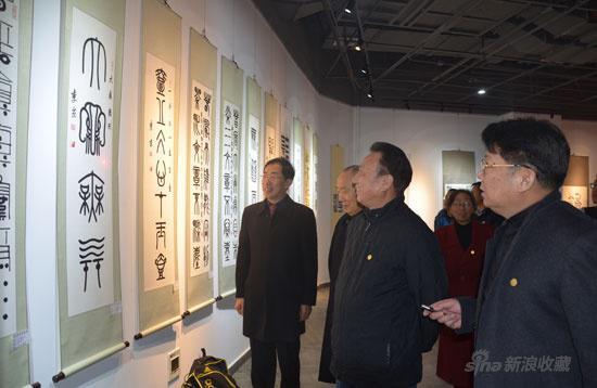 嘉宾观展