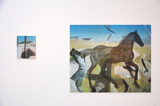 马克·帝格朗尚 无题(左) 布面油画 55×46cm 2011; 无题(右) 布面油画 97x162cm 2011