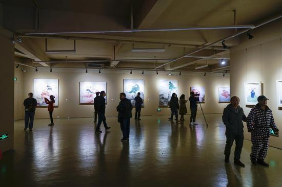 女人的优雅展览现场