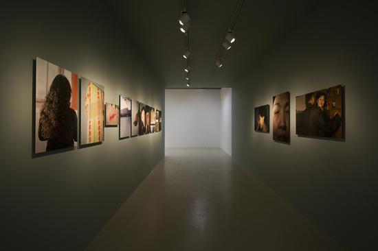 《第八天》,高山,卡地亚当代艺术基金会“陌生风景”展览现场,上海当代艺术博物馆