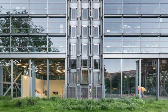 卡地亚当代艺术基金会,法国巴黎,©Jean Nouvel Adagp, Paris ,Photo © Luc Boegly
