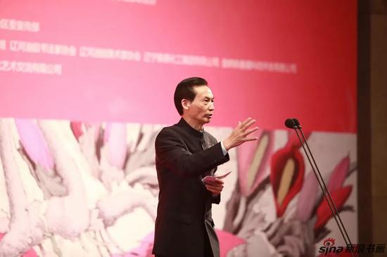 中华文化促进会副主席、江苏省中华文化促进会主席高以俭致辞