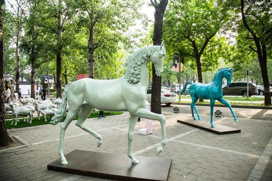 崔宇《HorsesNO.4 &NO.5》