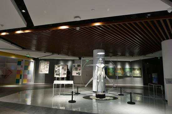 胡春甜作品 HU‘S BODY LAB——THE COCOON ARM