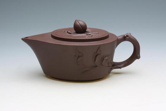 艺术家潘春芳作品 桃罂